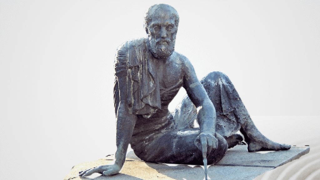 Antike Statue des Mathematikers, der für Archimedes Erfindungen wie die Schraube berühmt ist.